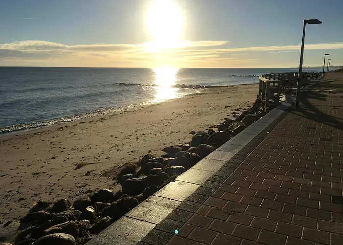 Strandhaus Direkt Am Meer Suessau