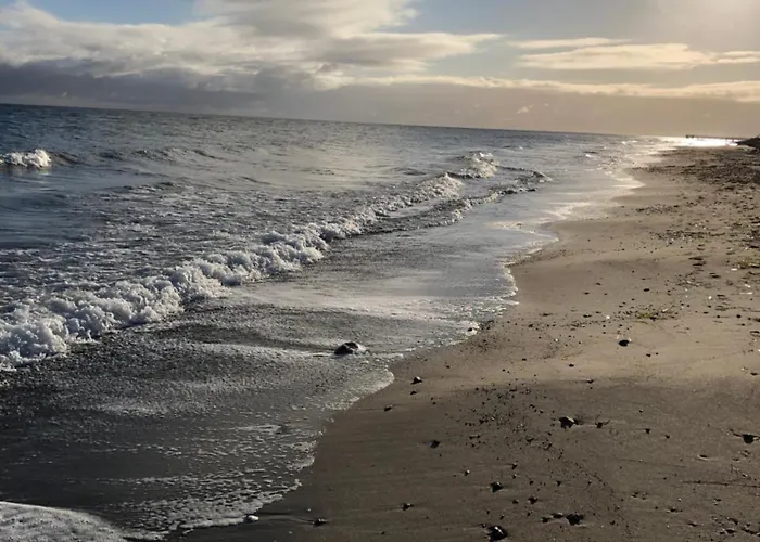 Strandhaus Direkt Am Meer Suessau